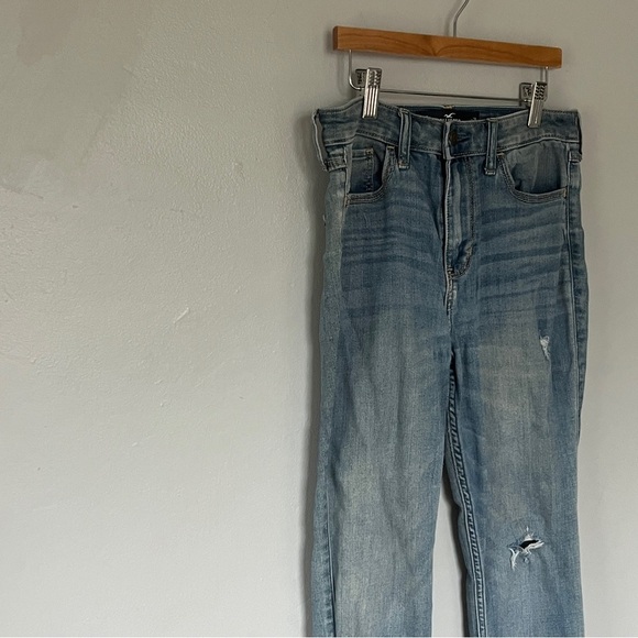 Hollister Distresses High Rise Super Skinny Holy Jeans Juniors Small 3R - Picture 2 of 11